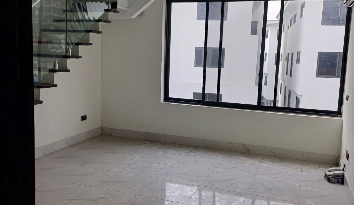 WhatsApp Image 2025-02-06 at 12.31.17 AM