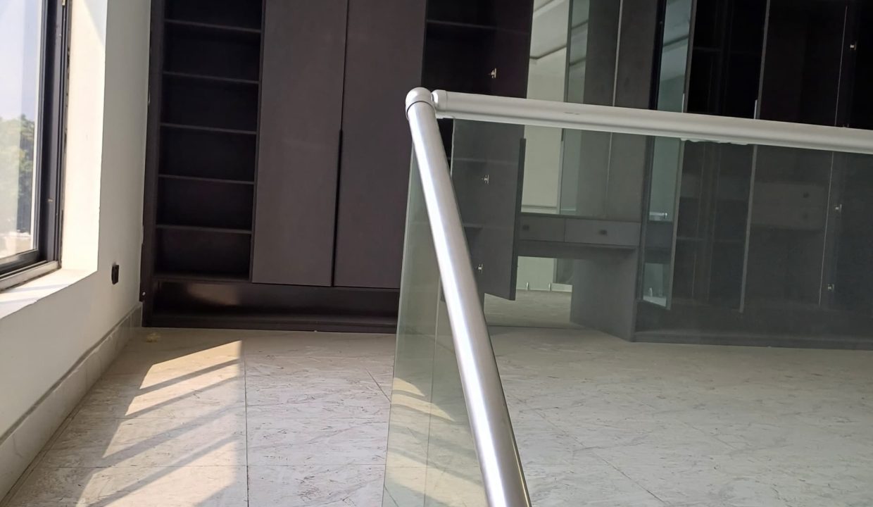 WhatsApp Image 2025-02-06 at 12.31.18 AM