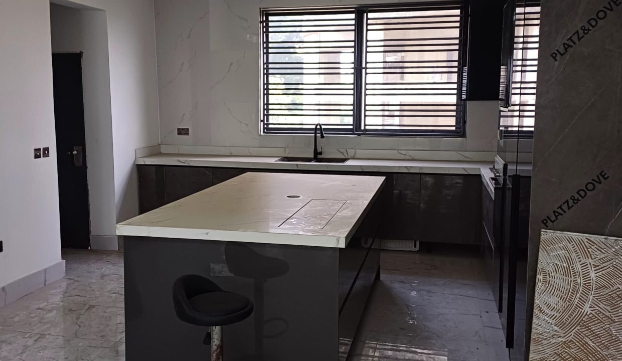 WhatsApp Image 2025-02-06 at 12.31.33 AM