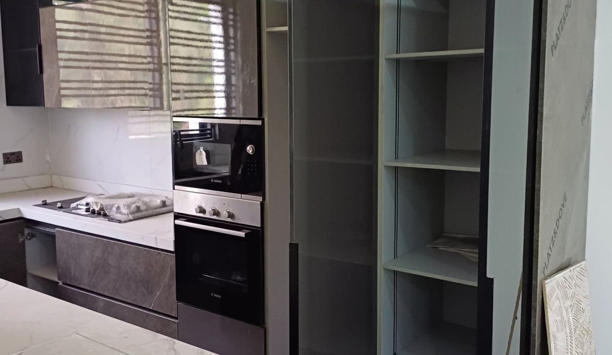 WhatsApp Image 2025-02-06 at 12.31.36 AM