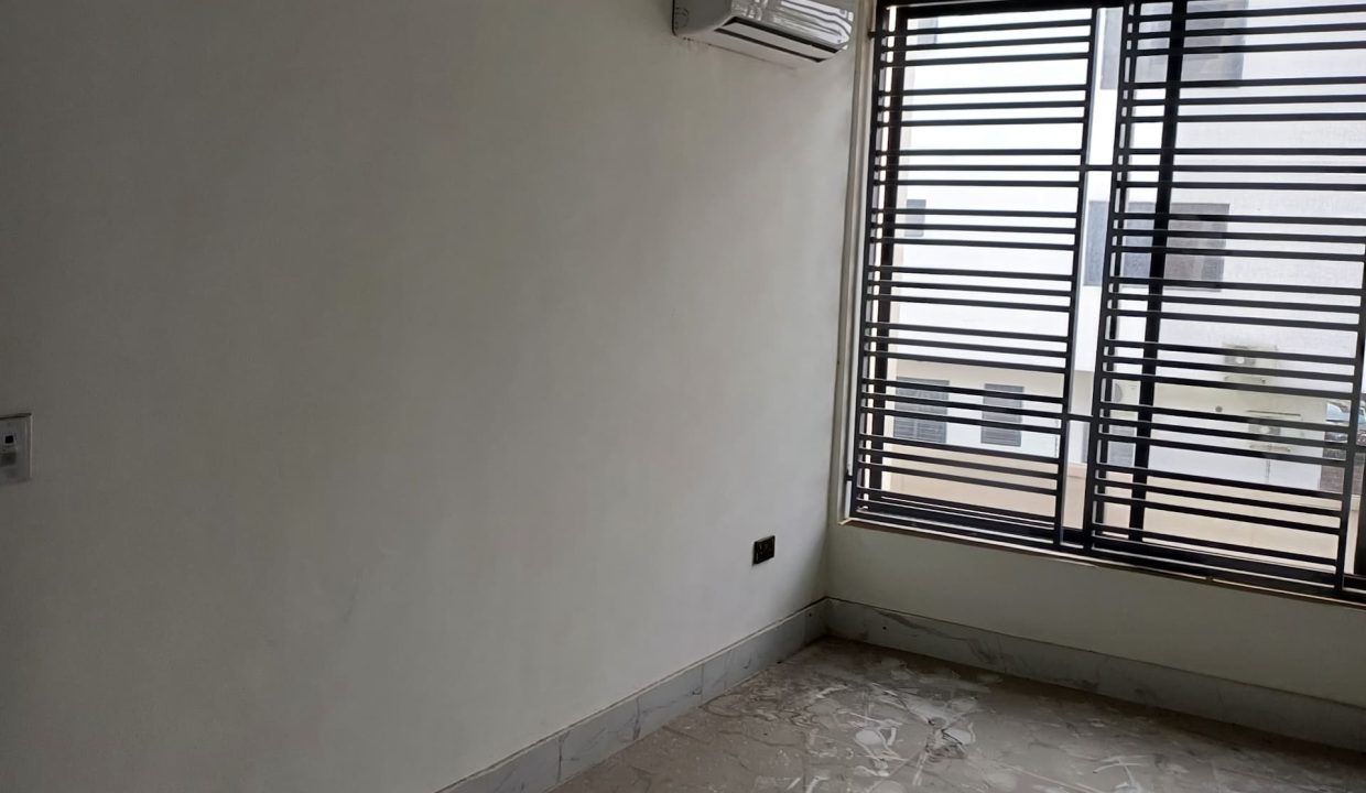 WhatsApp Image 2025-02-06 at 12.31.44 AM