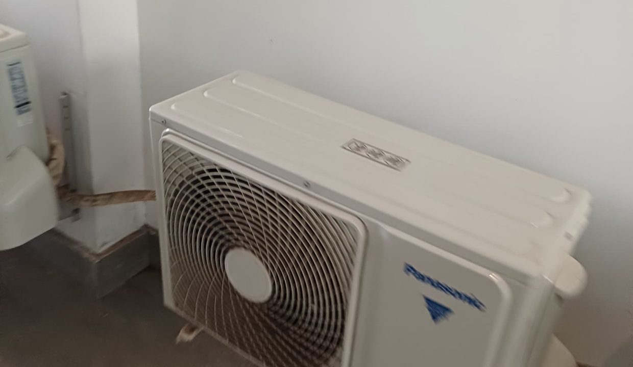 WhatsApp Image 2025-02-06 at 12.33.46 AM (1)