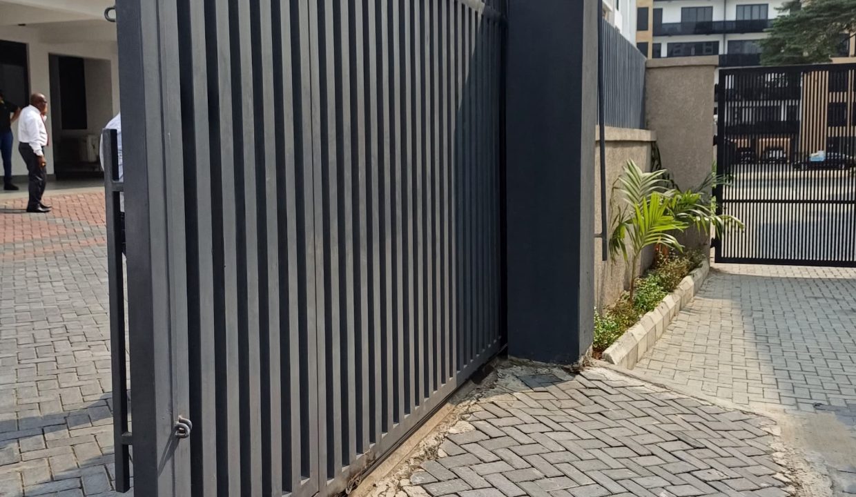 WhatsApp Image 2025-02-06 at 12.33.56 AM (1)